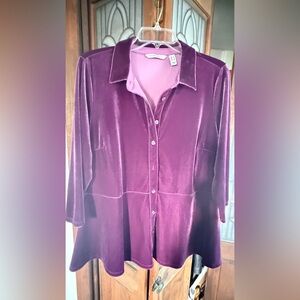 Isaac Mizrahi Purple Velvet Top
Large